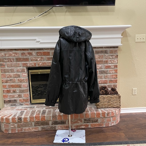 NWOT Wilda 100% leather plus size above-the-knee coat w/faux fur lining / 1X - Picture 15 of 17